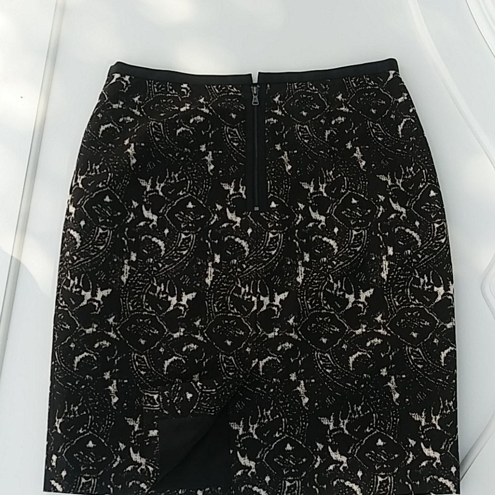 Talbots skirt - Picture 2 of 5